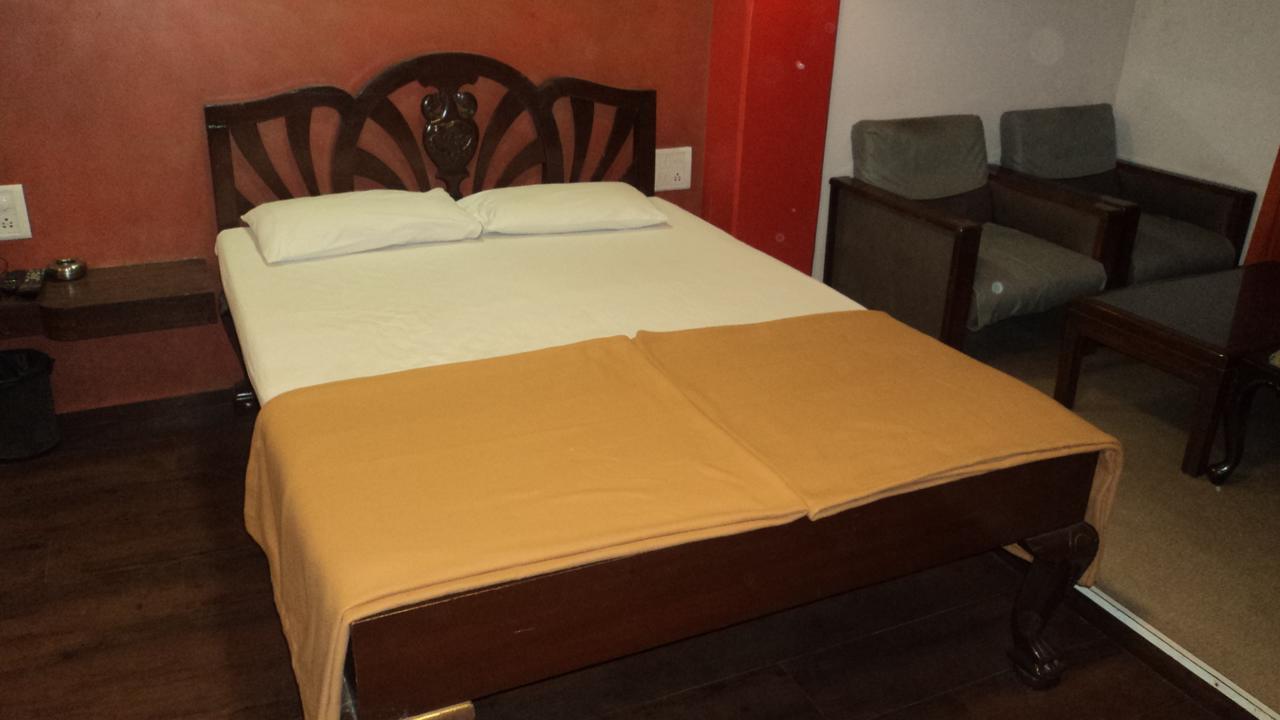 Benazeer Hotel Bombay Eksteriør billede