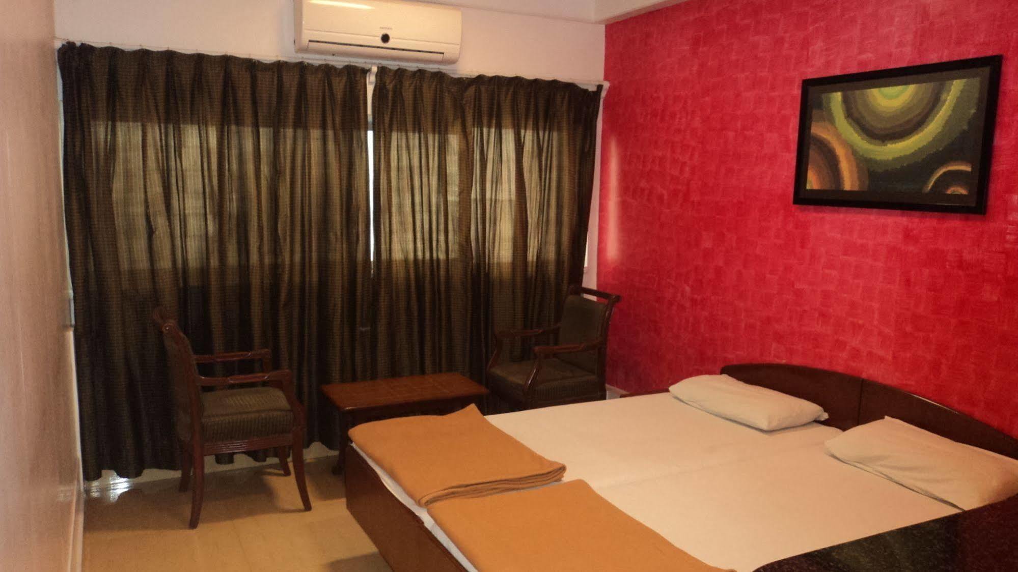Benazeer Hotel Bombay Eksteriør billede